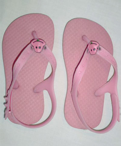 Curimum Duck Pink on sportingdirectory.com.au