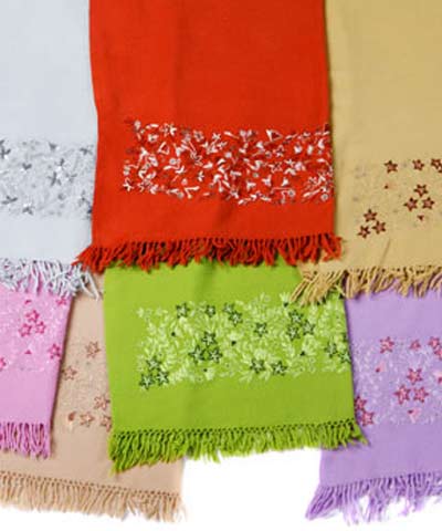 100 Wool Scarves WBB