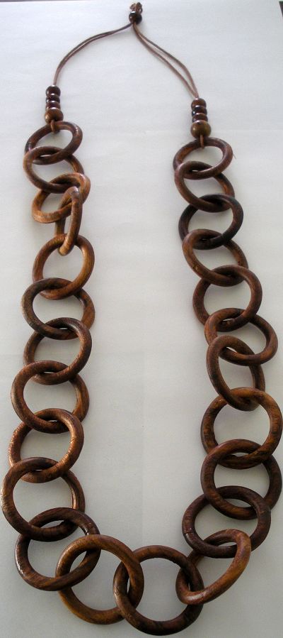 snazzy jazzy - WOODEN NECKLACE 