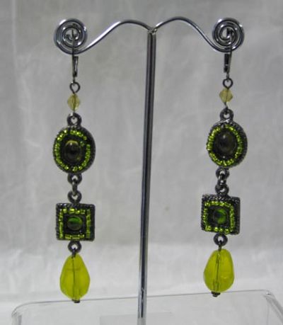 Earrings SE 7411 on sportingdirectory.com.au