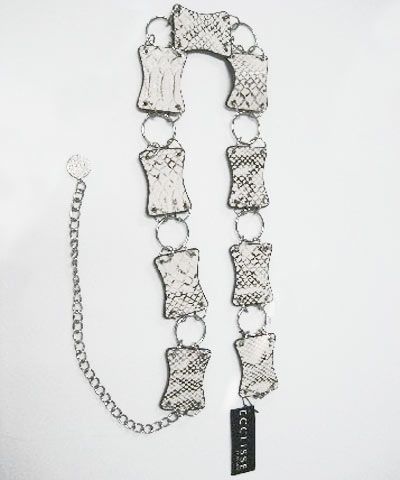 Chain link belt white