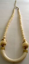 Click to Enlarge - snazzy jazzy - BEIGE HORN NECKLACE 