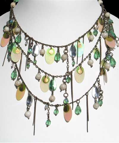 sondaria  - OCEAN WHISPERS NECKLACE IVORY & GREEN